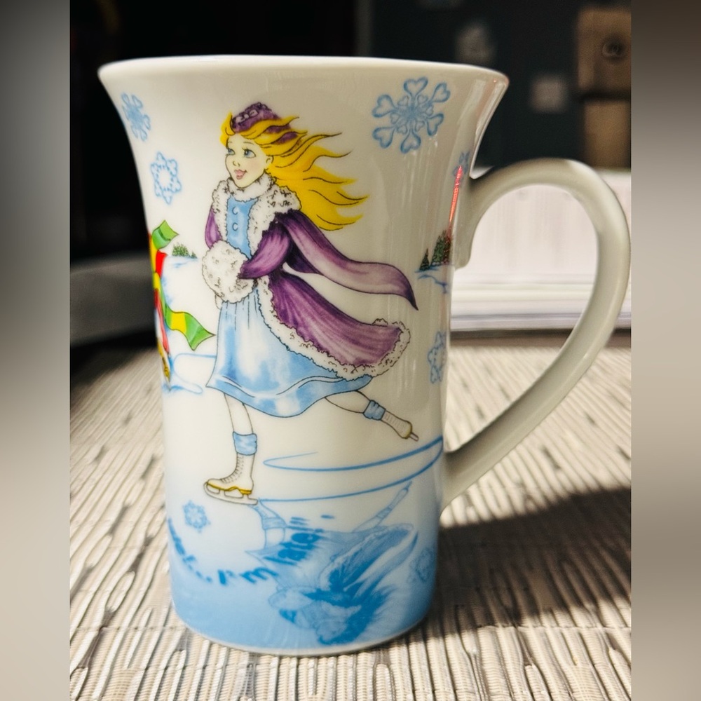 Alice In Winterland Cafe By Paul Cardew Designed In England Coffee Cup